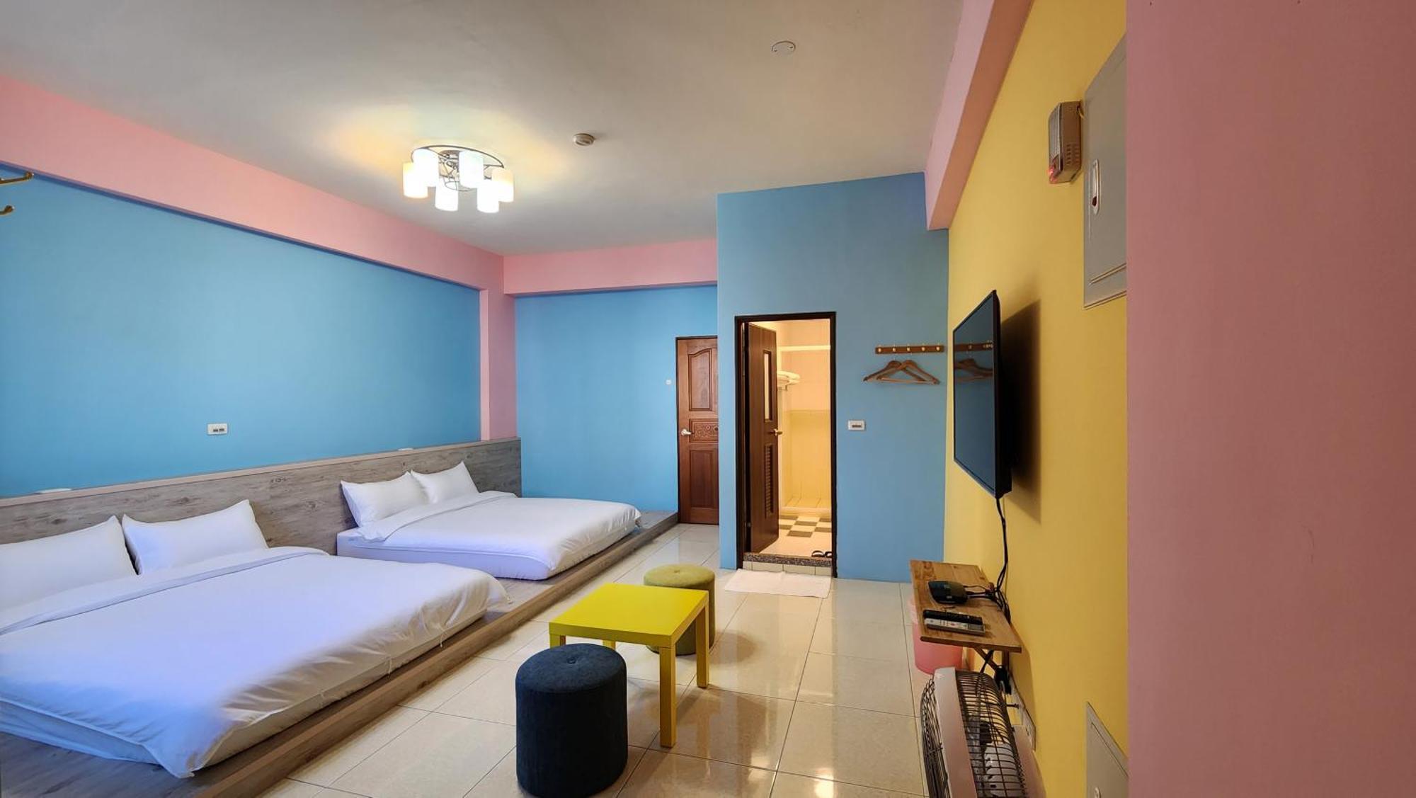 Colorful House B&B Hualien City Cameră foto